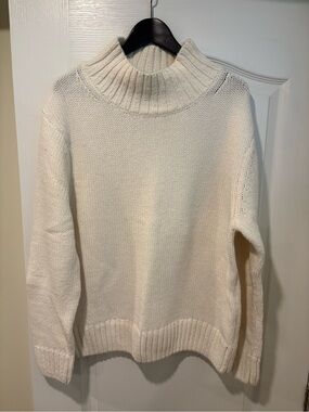 H&M Cream Ribbed Turtleneck Sweater